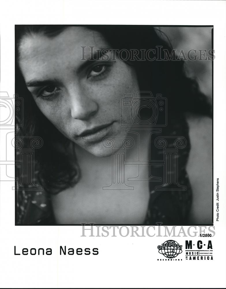 2000 Press Photo Leona Naess - cvp69044 - Historic Images