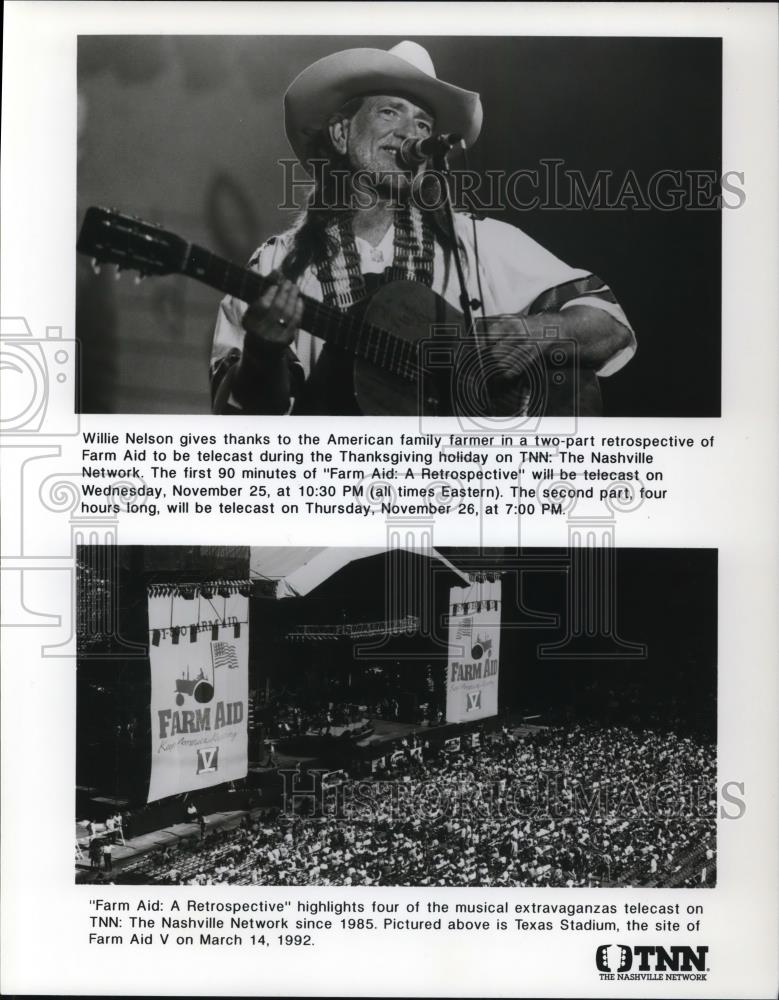 1993 Press Photo Willie Nelson Country Singer in Farm Aid A Retrospective - Historic Images