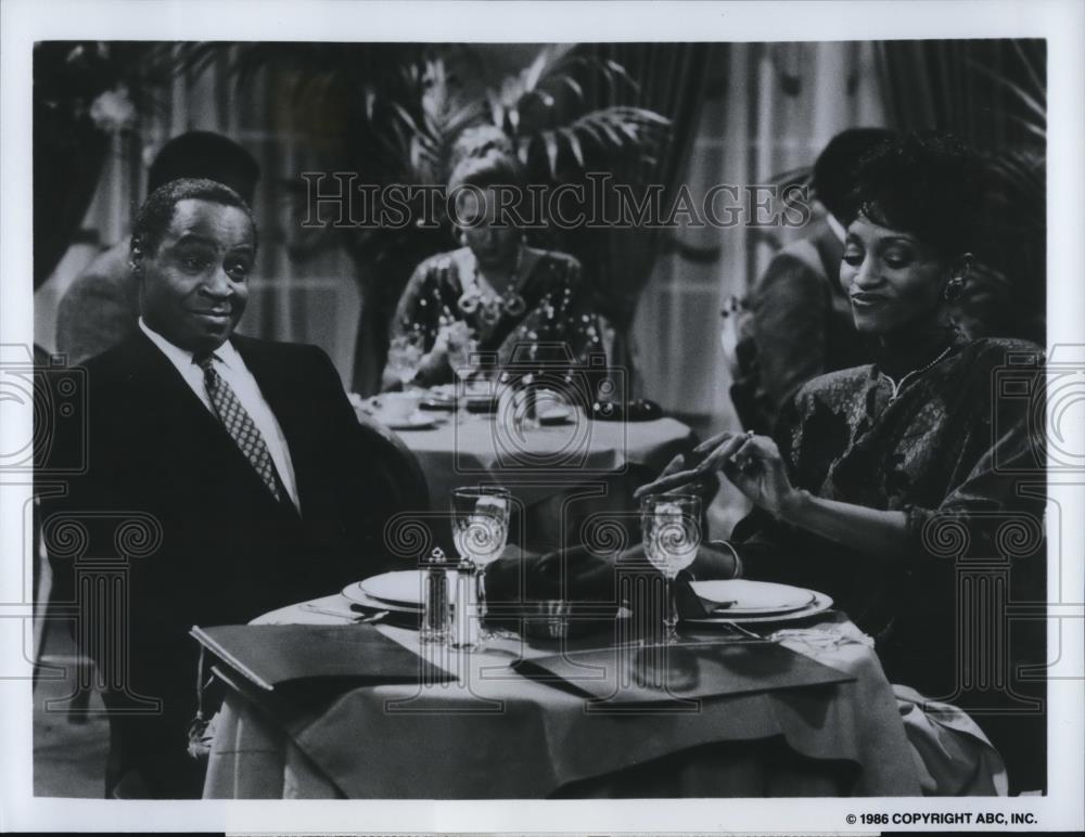 1996 Press Photo Robert Guillaume Ketty Lester In Benson - cvp54341 - Historic Images