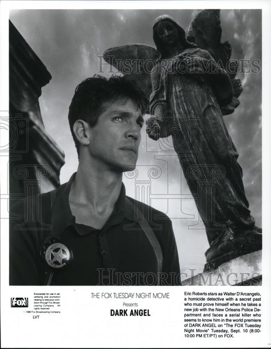1996 Press Photo Eric Roberts stars as Walter D'Arcangelo in Dark Angel TV show - Historic Images