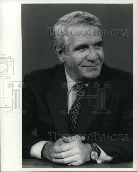 1971 Press Photo Harry Reasoner News Broadcaster ABC - cvp48460 - Historic Images