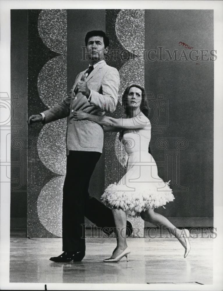 1966 Press Photo TV Program London Palladium Show with Millicent Martin - Historic Images