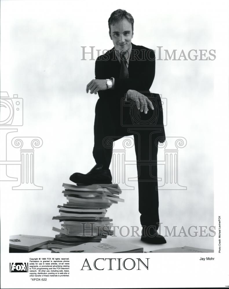 1998 Press Photo Jay Mohr Action - cvp52735 - Historic Images