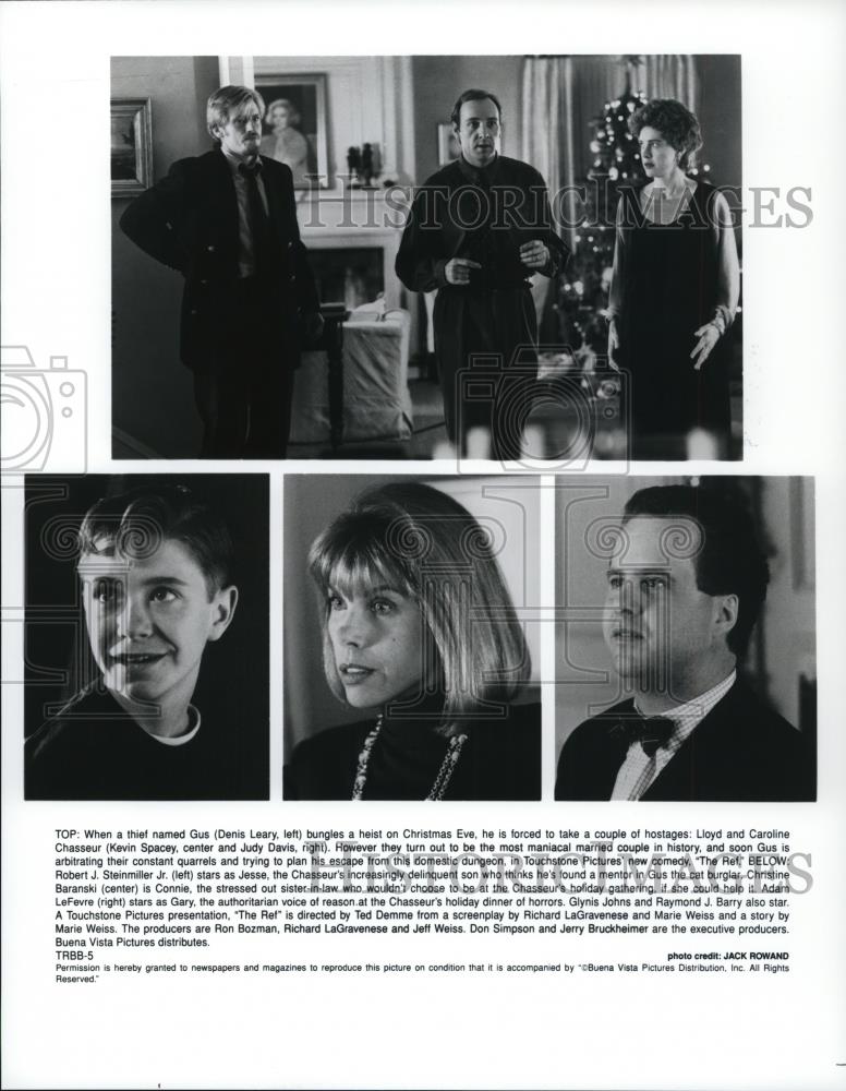1995 Press Photo Denis Leary &amp; Judy Davis in The Ref - cvp57918 - Historic Images