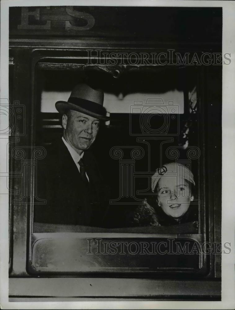 1933 Press Photo US Amb to Russia William Bullitt &amp; daughter Anne - Historic Images