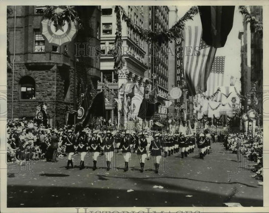 1932 Press Photo Portland Oregon American Legion parade at 14th convention - Historic Images