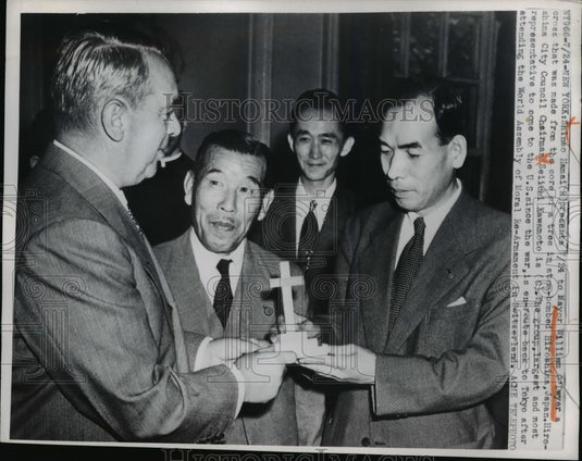 1950 Press Photo Mayor William Dwyer & Shimso Hamai - Historic Images