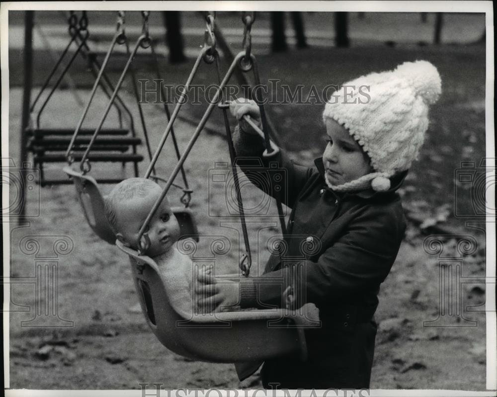 1970 Press Photo Four-year old Corin Lecam has the playground all to herself - Historic Images