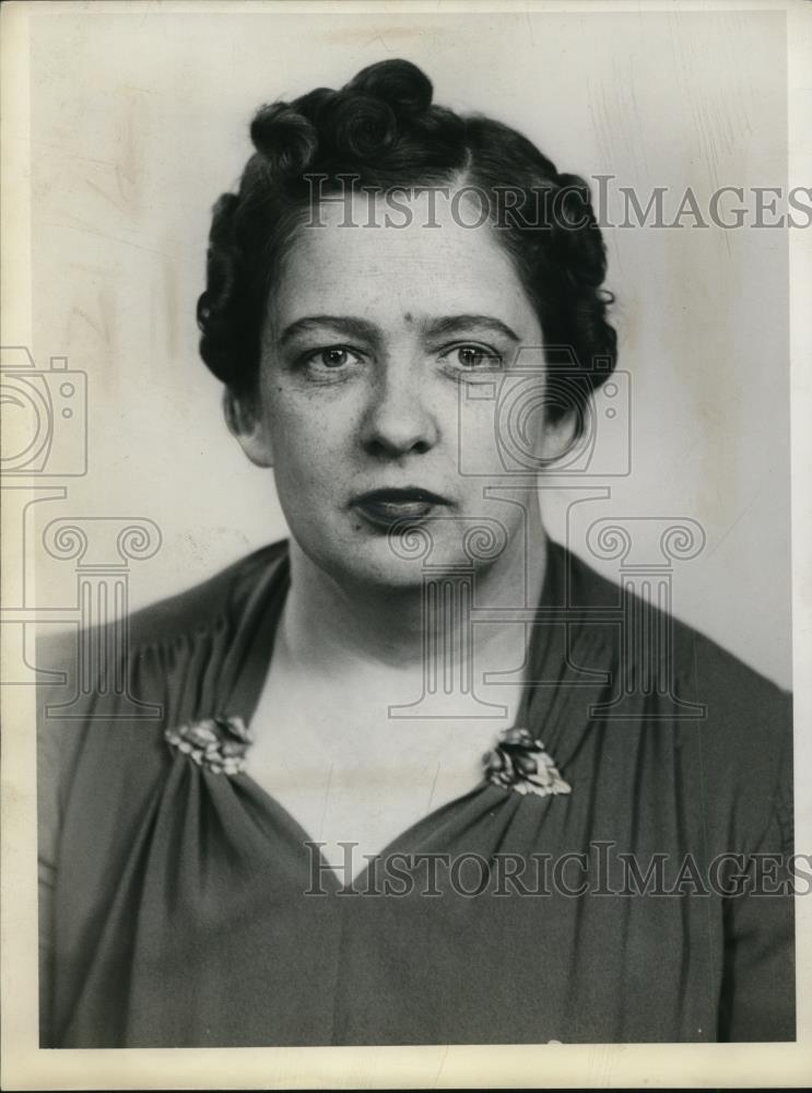 1940 Press Photo Mrs. Fred Bleummer of 2591 Cheerney Road - Historic Images