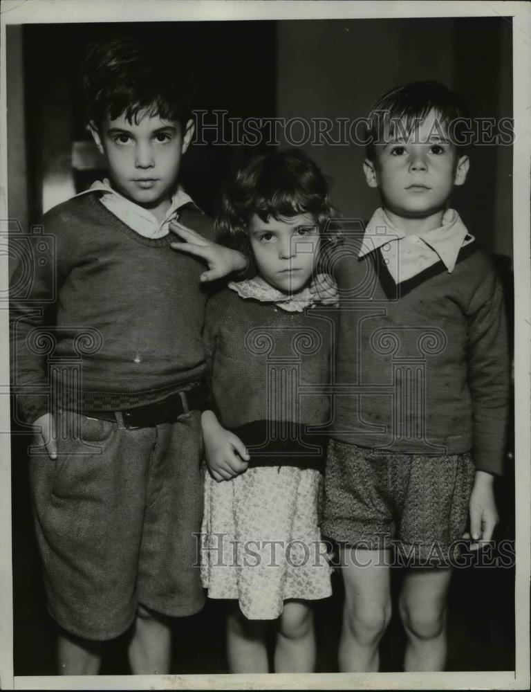 1934 Press Photo L-R Robert,9;Betty,5;Harry,6 Orphaned by Moldy Orange Murder - Historic Images