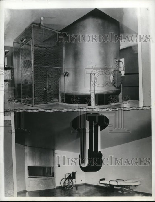 1941 Press Photo 2,000,000 Volt Xray Tube & 10,000 Lb Steel & Concrete Chamber - Historic Images
