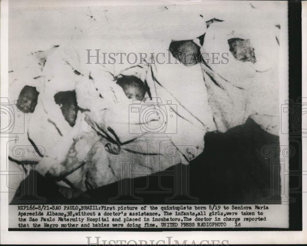 1952 Press Photo of the Albano quintuplets. - Historic Images