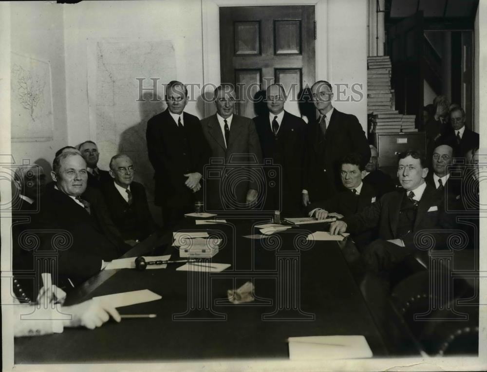 1931 Press Photo of Mayor WIllaim Hale Thompson of Chicago (2nd from left) - Historic Images