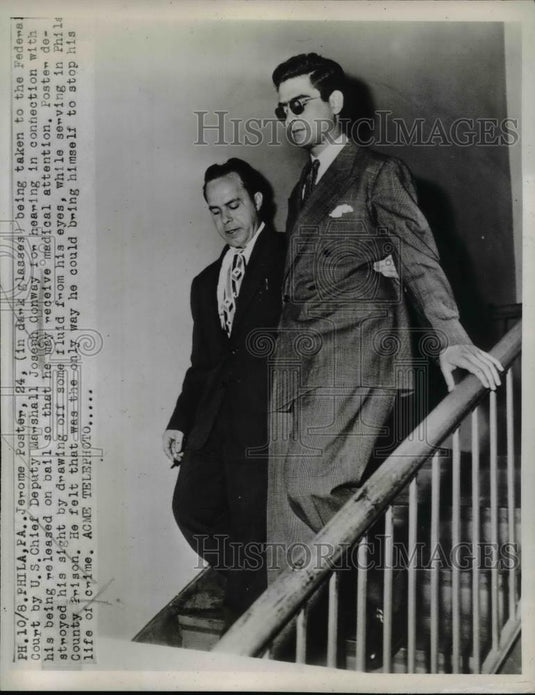 1947 Press Photo Philadelphia Pa Jerome Foster & US Dep Marshall J Conway - Historic Images