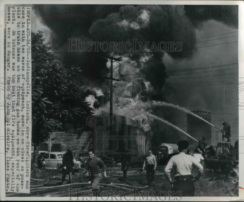 1950 Press Photo Huge Indianapolis Fire - Historic Images