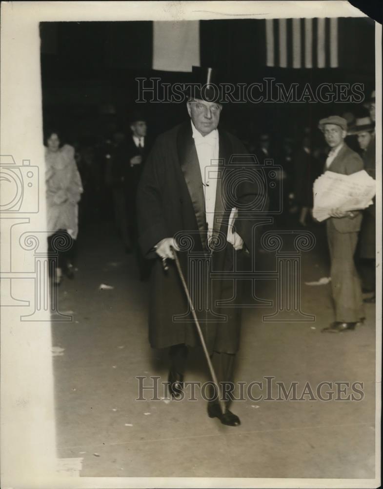 1930 Press Photo Mr. Oliver Harriman to attend the National Horse Show - Historic Images