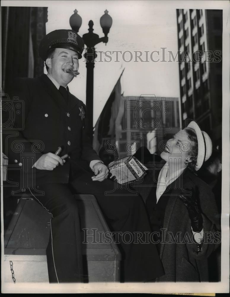 1951 Press Photo Chicago Officer John Baker named Sweetest Cop - Historic Images