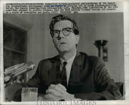 1967 Press Photo of Rutherford M. Poats assistant administrator of the Agency - Historic Images