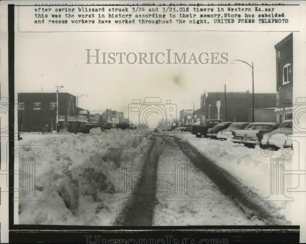 1957 Press Photo of after a blizzard struck western Kansas. - Historic Images