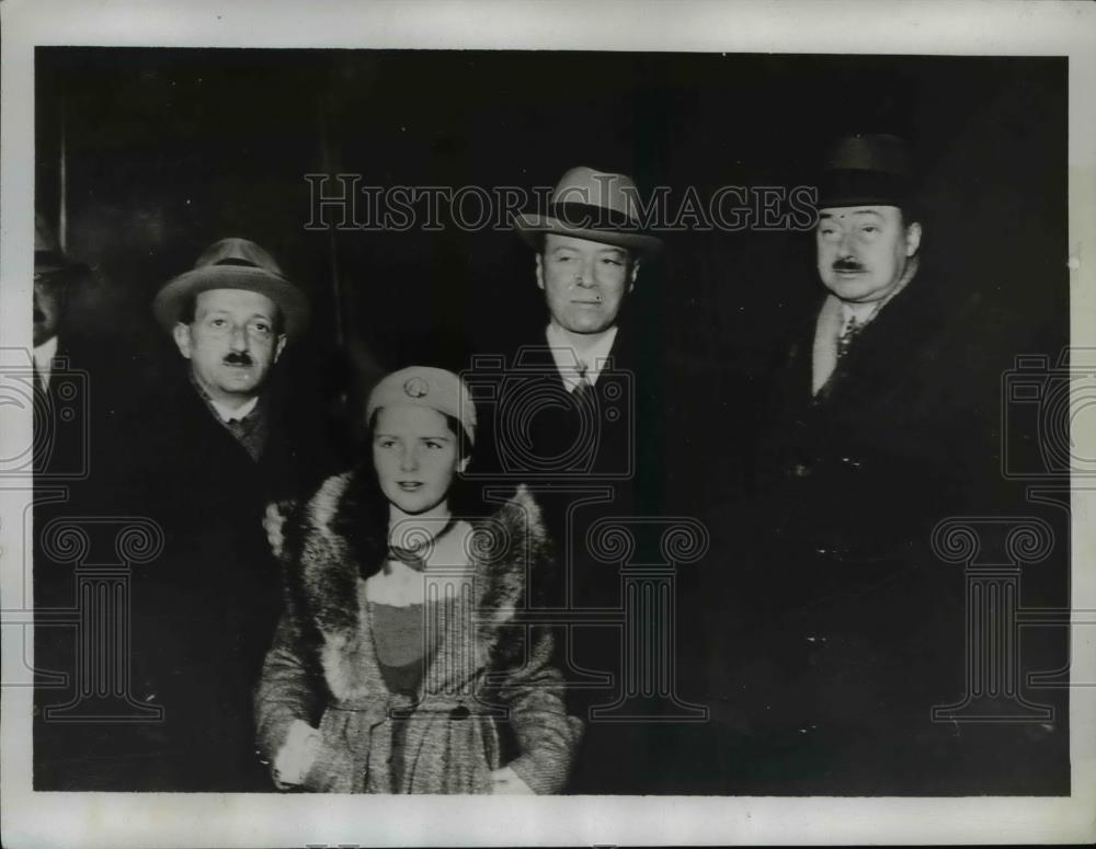 1933 Press Photo US Ambassador William Bullitt &amp; Daughter Arriving in Paris - Historic Images