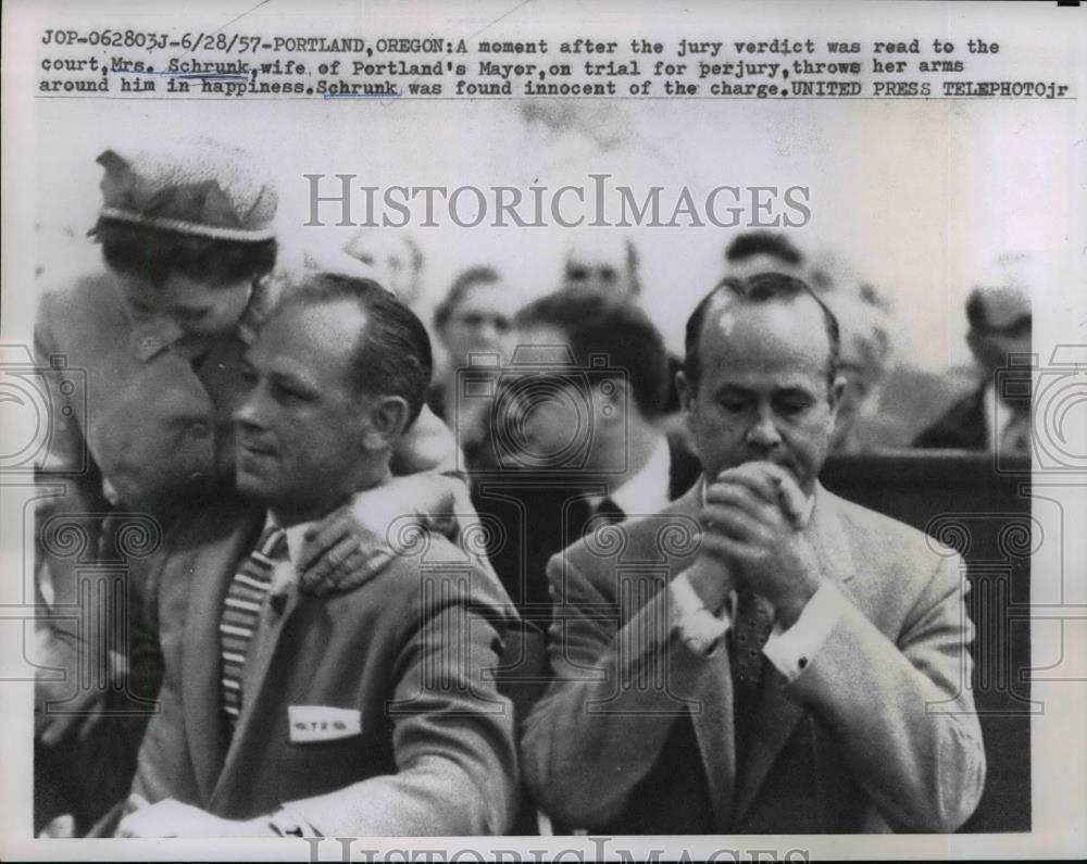1957 Press Photo Mrs Schrunk Wife of Portland Mayor Charged Perjury Not Guilty - Historic Images