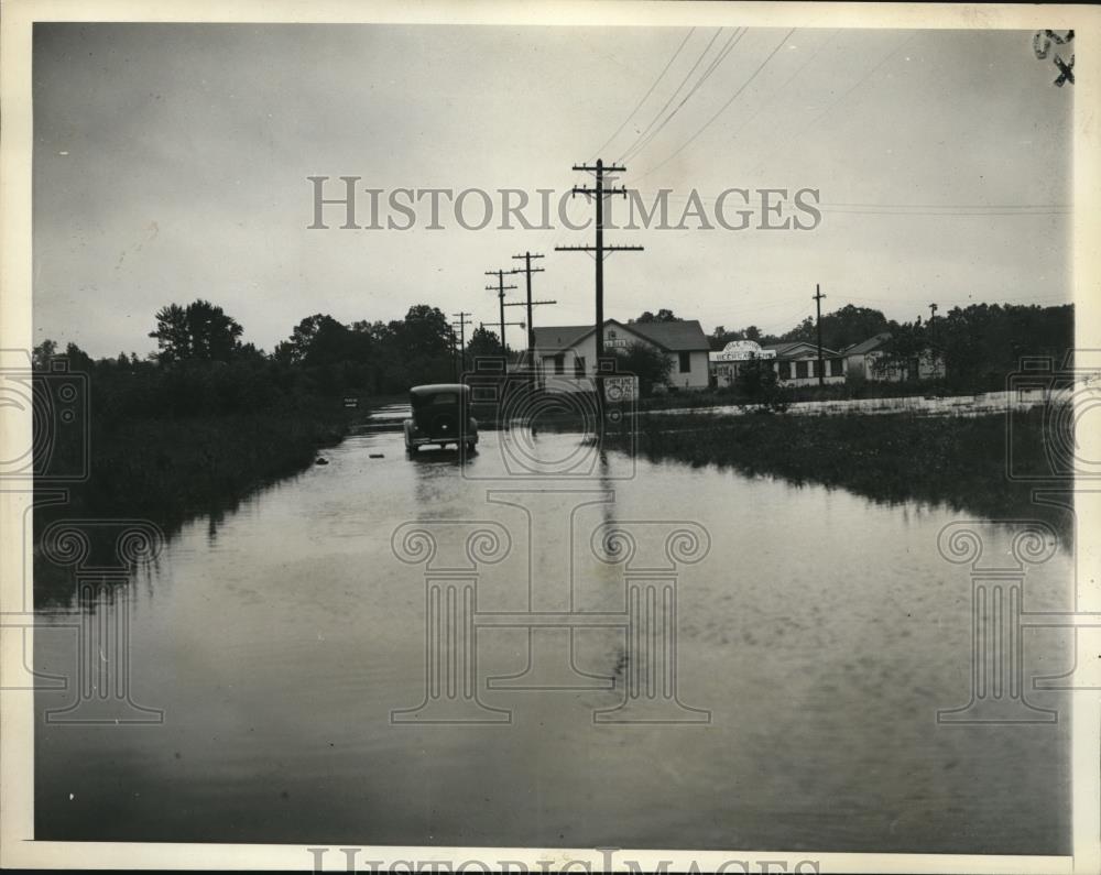 1933 Press Photo Flood Waters at Mountain View New Jersey - Historic Images