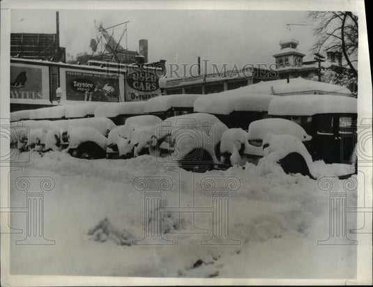 1932 Press Photo Heavy Snowfall Covers Cars in Toledo - Historic Images