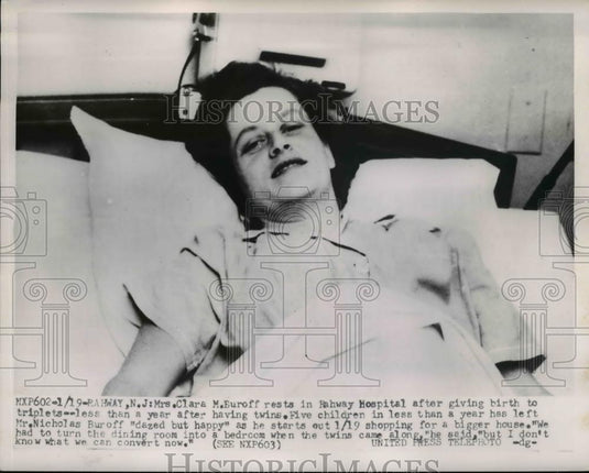 1954 Press Photo Mrs. Clara M. Buroff rests in Rahway Hospital - Historic Images