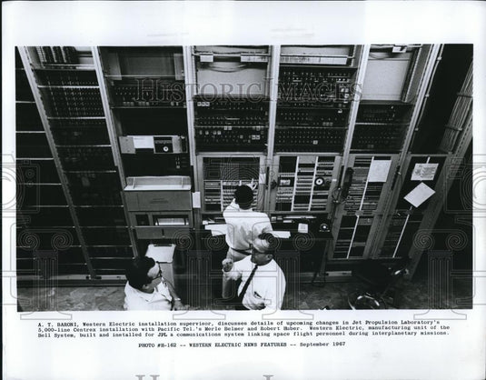 1967 Press Photo Western Electric Jet Propulsion Laboratory Centrex System - Historic Images