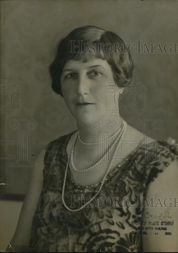 1921 Press Photo Mrs. Charles Izard - Historic Images