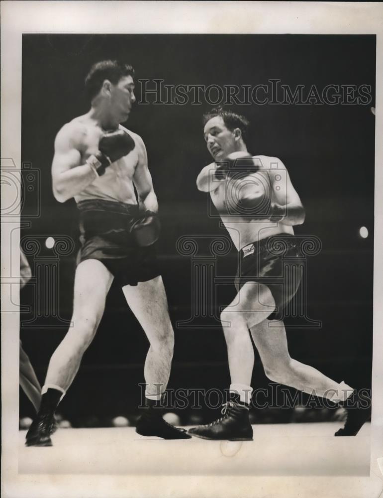 1941 Press Photo NYC Jimmy Webb vs Tommy Tucker gets the TKO - nes25726 - Historic Images