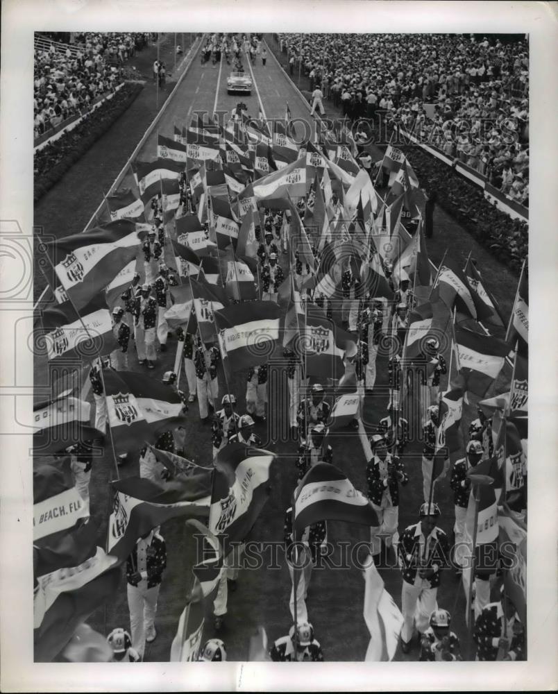 1952 Press Photo of 154 city champions in parade in Washington D.C. - Historic Images