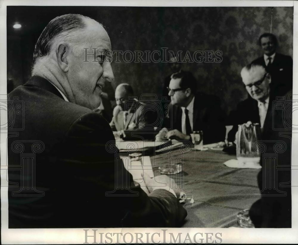 1970 Press Photo Winton Blount, Monroe Crable, Negotiation with postal unions - Historic Images