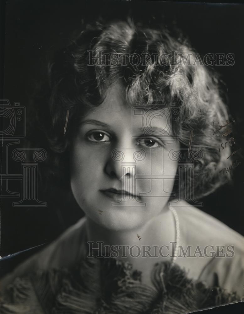 1921 Press Photo Louise Lee - Historic Images