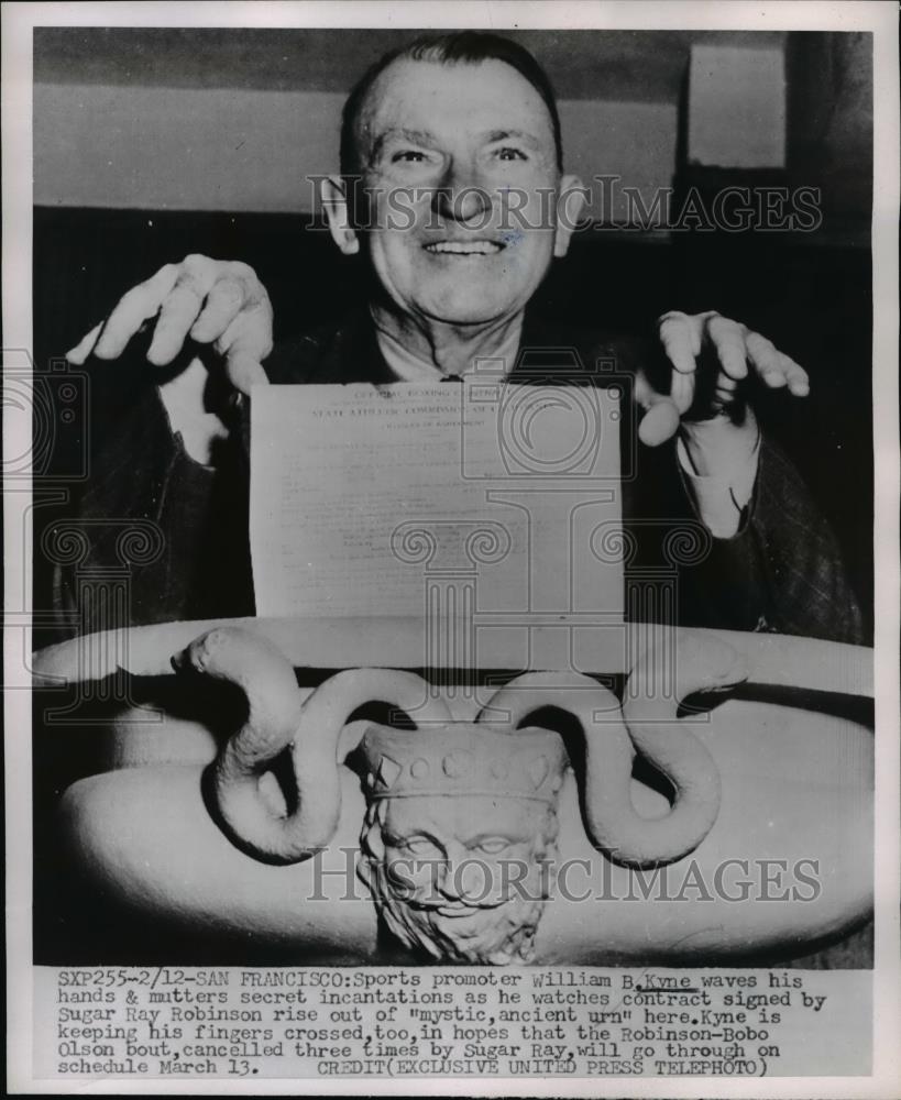 1952 Press Photo San Francisco sports promoter Wm Kyne &amp; contract SR Robinson - Historic Images