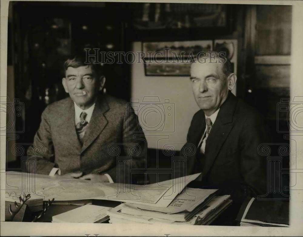 1928 Press Photo Gen. John LeJeune and General Logan FeLand discuss plans - Historic Images