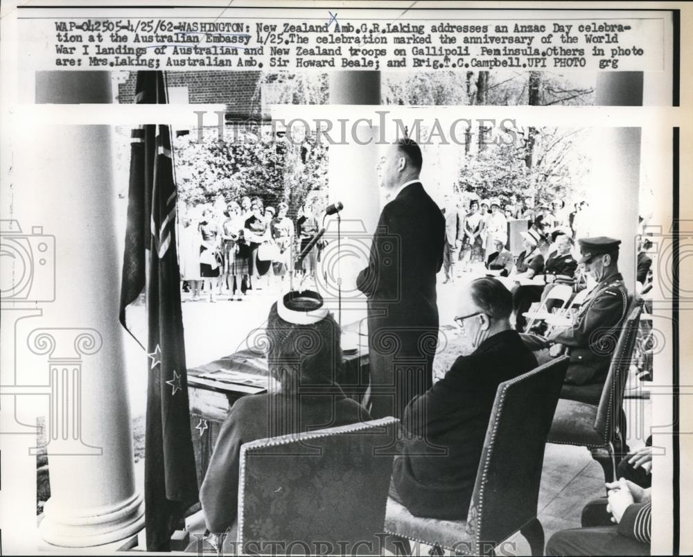 1962 Press Photo Wash DC New Zealands Amb GR Laking at Anzac Day - Historic Images