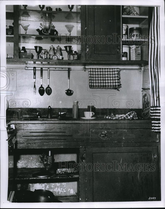 1958 Press Photo Republic Steel kitchen in Wentworth Gardens - nee13013 - Historic Images