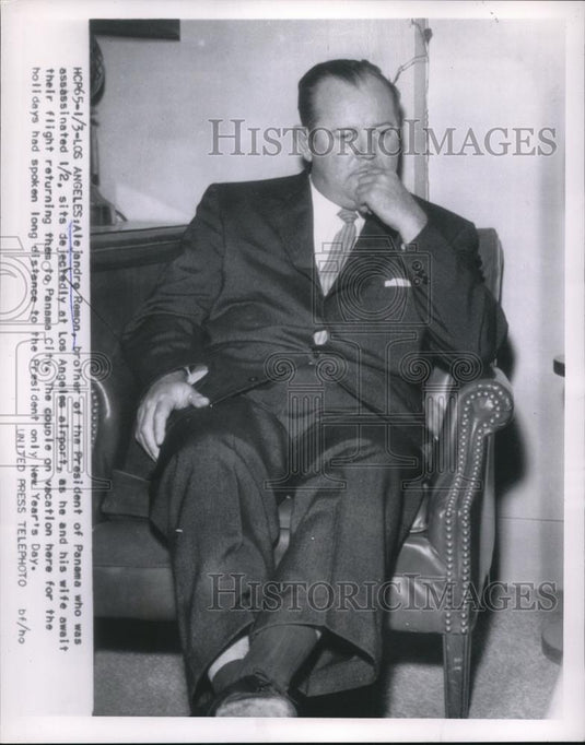 1955 Press Photo LA Calif Alejandro Ramon brother of Panama president - Historic Images