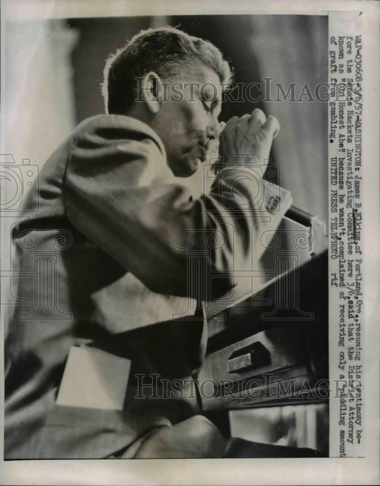 1951 Press Photo James B Kilkins Testifying Senate Rackets Investigation - Historic Images