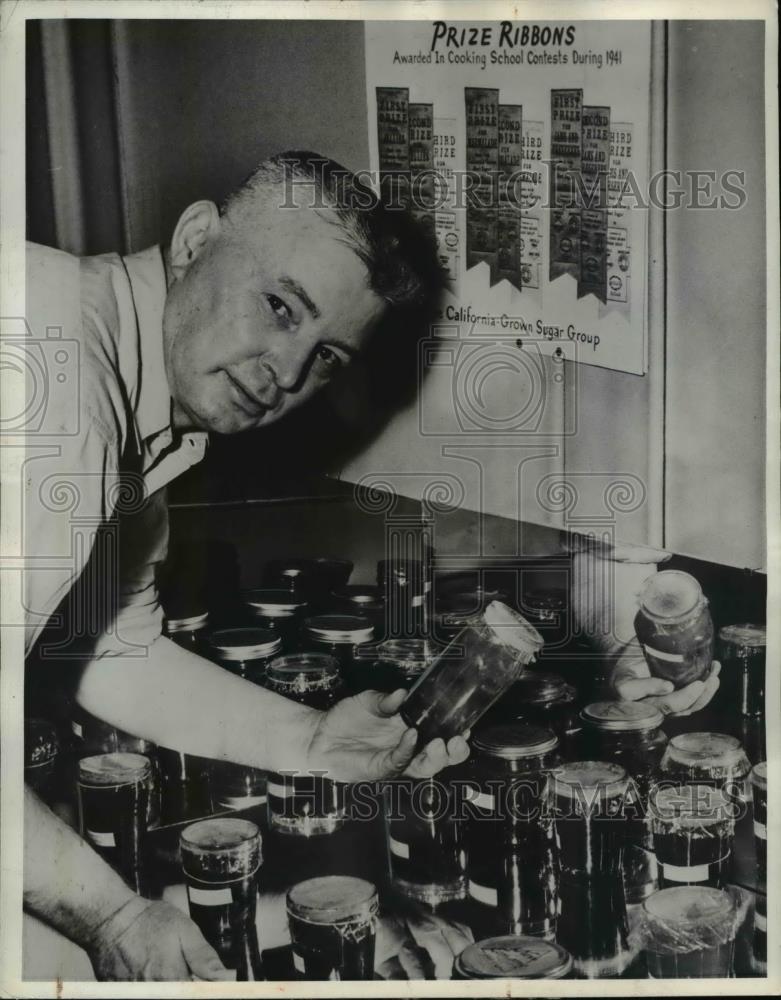 1941 Press Photo Sydney Payne wins best submitted jams, jellies, and preserves - Historic Images