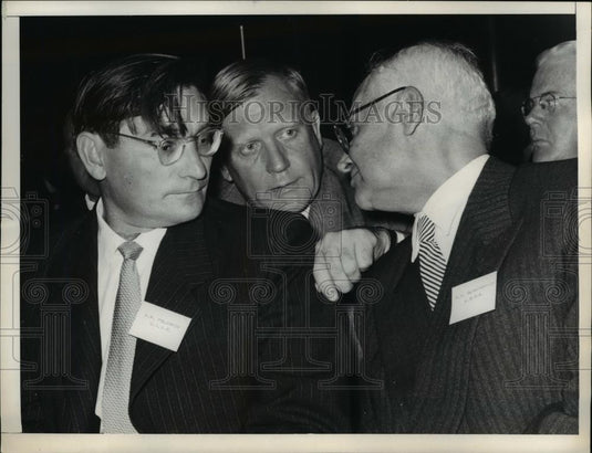 1967 Press Photo Scientists Sergei Polosky VV Belovssov Washington Conference - Historic Images