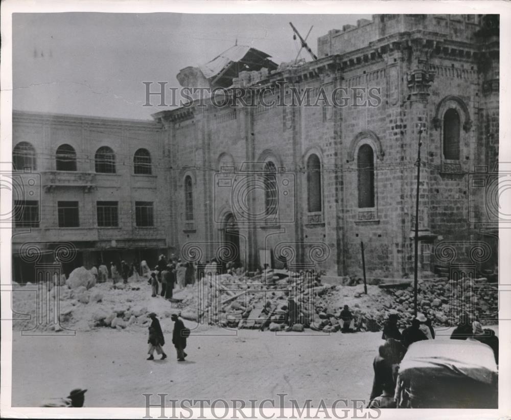 1949 Press Photo Ruins of Cathedral at Ambato, Ecuador, after earthquake - Historic Images