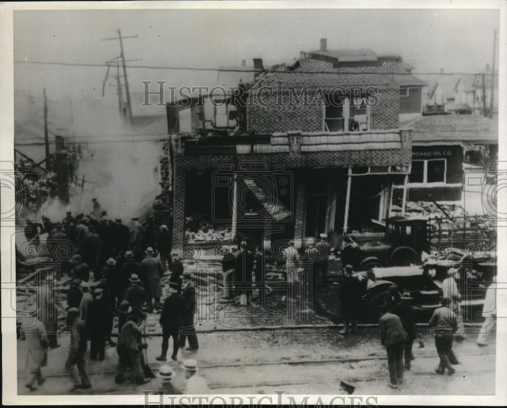 1932 Press Photo 35 injured gas explosion in Highland Park, Detroit, Mich. - Historic Images