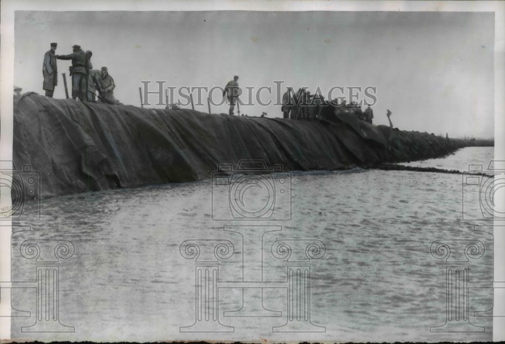 1956 Press Photo Flood in Marysville California - Historic Images