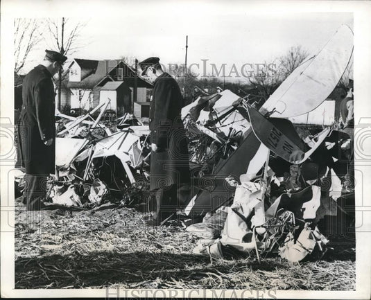 1946 Press Photo Philadelphia Pa wreck of Piper Cub plane killed two - Historic Images