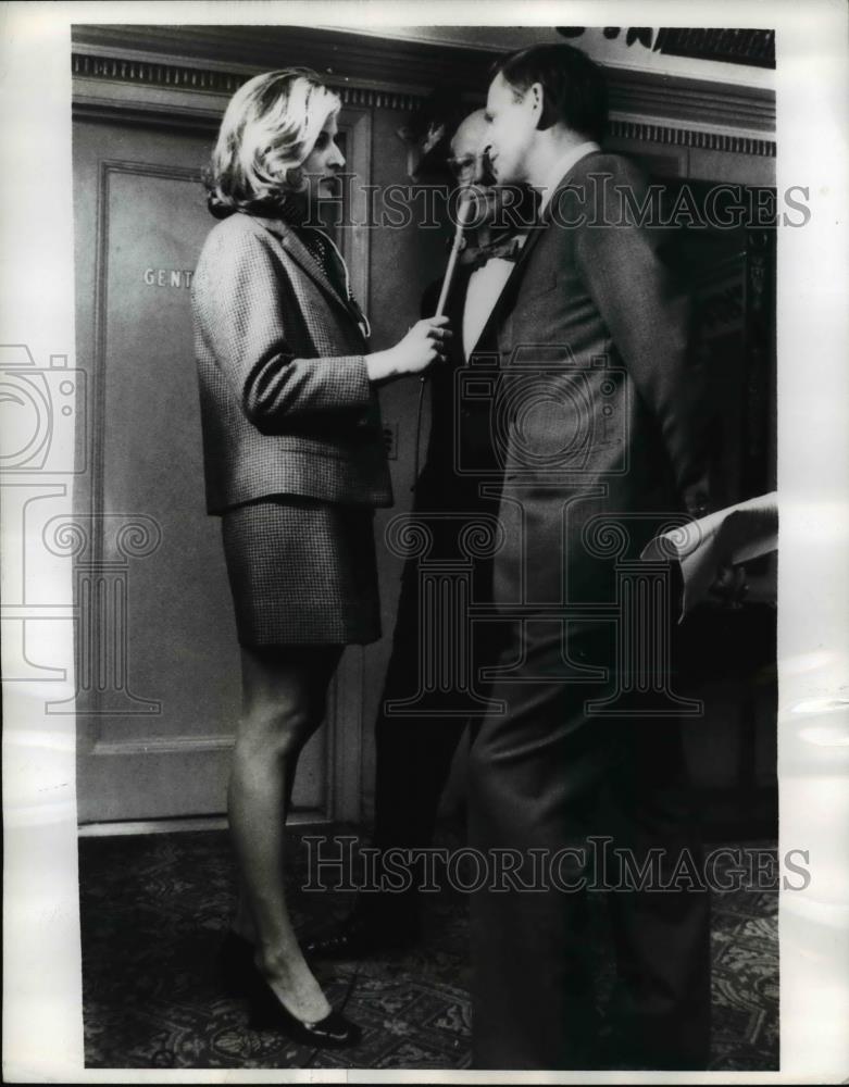 1970 Press Photo Pia Lindstrom famed television reporter &amp; Minister Olaf Palme - Historic Images