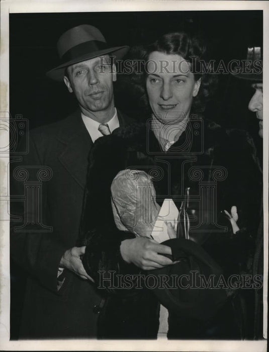 1949 Press Photo Missing Man Harry Lanning, Wife Elsie - Historic Images