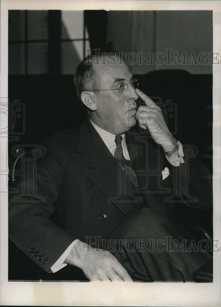 1938 Press Photo Norman W Wilson testifies before senate committee, profit share - Historic Images