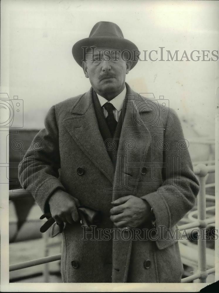 1931 Press Photo Captain Otto Rulton Inventor of Fulton Systems Radio Television - Historic Images